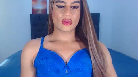 Snapshot of sweetsofiats chatting on September 11, 7:03 pm SOFIA online show from September 11, 7:03 pm