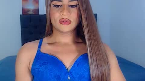 Snapshot of sweetsofiats chatting on September 12, 7:03 pm SOFIA online show from September 12, 7:03 pm