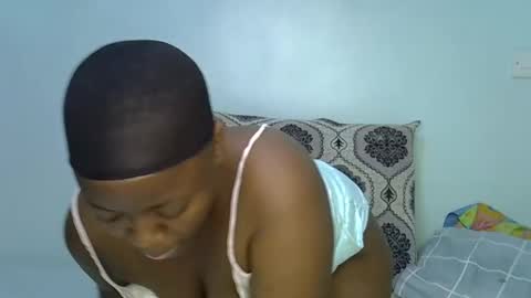 sweetsoul2 online show from November 1, 12:01 am