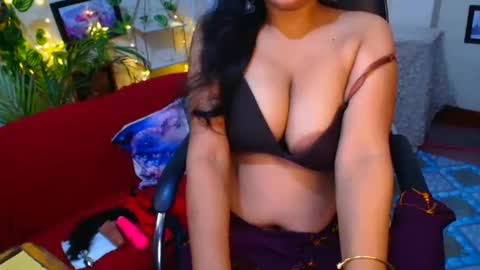 Snapshot of sweetsour18 chatting on September 23, 12:24 am SweetSour online show from September 23, 12:24 am