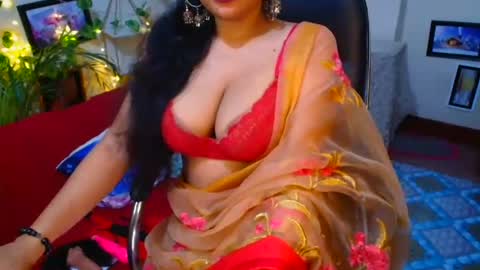 Snapshot of sweetsour18 chatting on September 25, 12:03 am SweetSour online show from September 25, 12:03 am