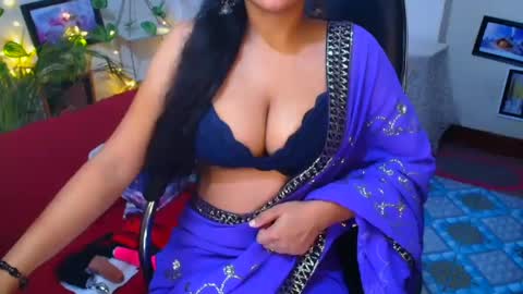 Snapshot of sweetsour18 chatting on October 2, 2:07 am SweetSour online show from October 2, 2:07 am