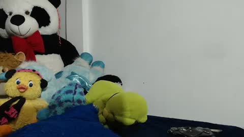 sweett_candy1 online show from January 3, 12:33 am