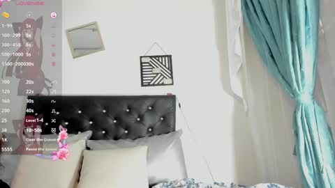 Snapshot of sweett_maria_ chatting on April 23, 6:43 pm Sweett Maria online show from April 23, 6:43 pm