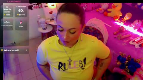 Snapshot of sweett_martina chatting on January 6, 4:47 am martina online show from January 6, 4:47 am