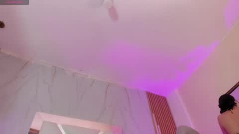 Sophiee  online show from April 14, 5:24 am