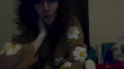 Snapshot of sweettoothtrixie chatting on December 13, 7:25 am Sweet Tooth Trixie online show from December 13, 7:25 am