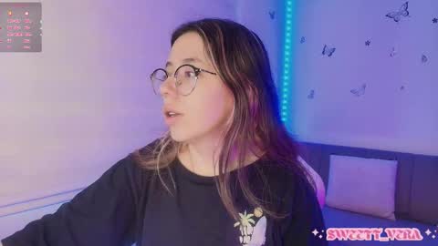 Veronica Independent Model online show from November 24, 12:05 pm