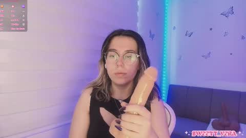 Veronica Independent Model online show from February 25, 5:55 pm