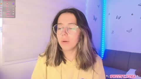 Veronica Independent Model online show from April 22, 1:45 pm