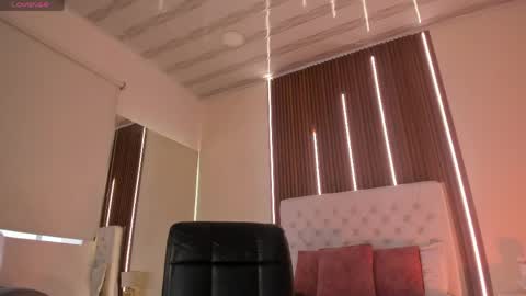 Snapshot of sweetty_paulina chatting on June 6, 1:38 pm Swetty. online show from June 6, 1:38 pm