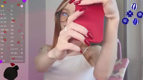 Elis  a little vacation Ill be here Saturday my schedules in bio online show from December 15, 8:52 am