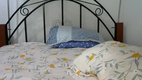 Snapshot of sweetvalariy chatting on March 2, 7:45 pm sweetvalariy online show from March 2, 7:45 pm