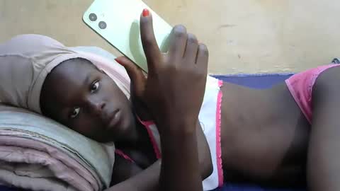 sweetvallerie online show from February 10, 12:18 pm