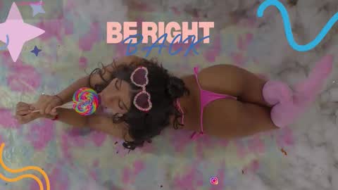 sweetviolet___ online show from February 11, 11:59 am