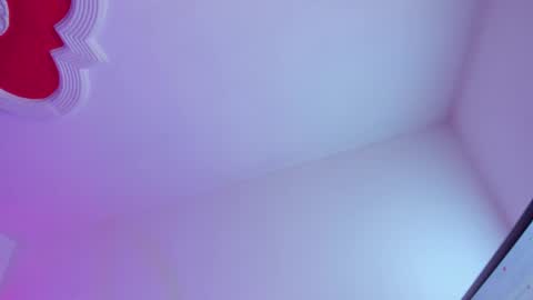 Snapshot of sweetx__cherry chatting on April 27, 2:04 pm sweetx__cherry online show from April 27, 2:04 pm