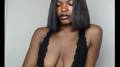 sweetxxboobsx online show from November 17, 8:31 am