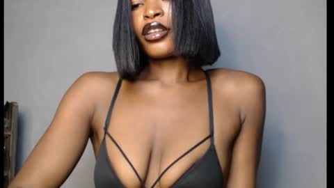 sweetxxboobsx online show from March 12, 7:14 am