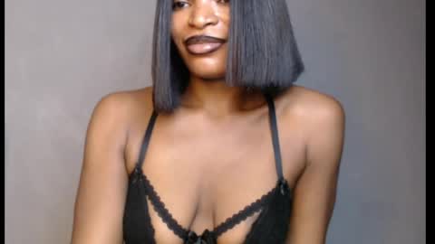 Snapshot of sweetxxboobsx chatting on May 11, 7:58 am sweetxxboobsx online show from May 11, 7:58 am