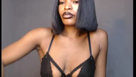 Snapshot of sweetxxboobsx chatting on July 14, 3:18 pm sweetxxboobsx online show from July 14, 3:18 pm