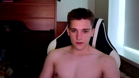 Snapshot of sweetyangeel chatting on July 7, 4:33 pm Alex online show from July 7, 4:33 pm