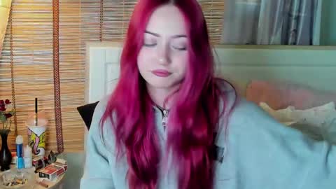 Snapshot of sweetyangiee chatting on May 11, 12:55 pm sweetyangiee online show from May 11, 12:55 pm