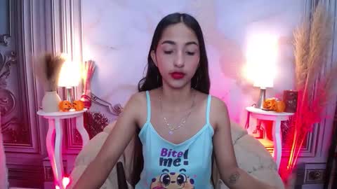 LAURA online show from October 23, 12:04 pm