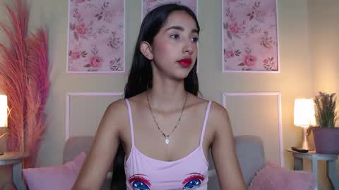 LAURA online show from December 2, 11:26 am