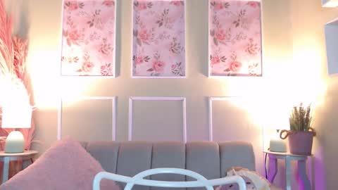 LAURA online show from February 10, 11:58 am