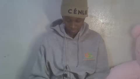 Snapshot of sweetypussy01 chatting on October 27, 6:23 pm sweetypussy01 online show from October 27, 6:23 pm