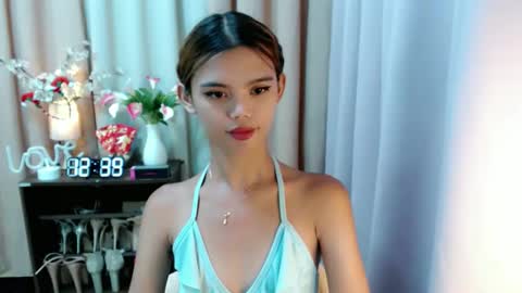Megan online show from December 17, 4:40 am