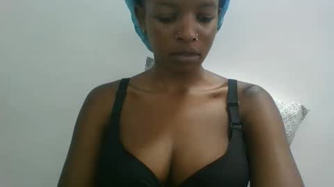 Snapshot of sweetz_candice chatting on October 2, 12:34 pm sweetz_candice online show from October 2, 12:34 pm