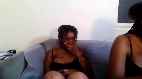 Snapshot of sweetz_candice chatting on May 10, 6:35 pm sweetz_candice online show from May 10, 6:35 pm