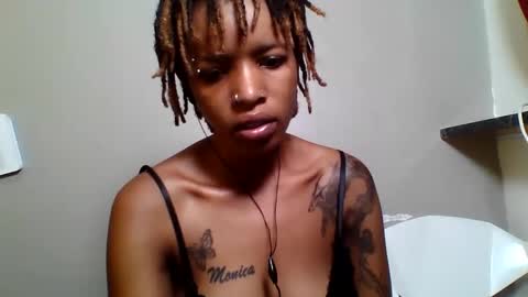 Snapshot of sweetz_candice chatting on June 4, 9:59 am sweetz_candice online show from June 4, 9:59 am