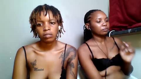 Snapshot of sweetz_candice chatting on June 4, 10:05 pm sweetz_candice online show from June 4, 10:05 pm