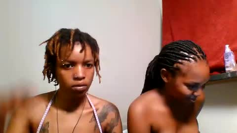 Snapshot of sweetz_candice chatting on June 6, 12:49 am sweetz_candice online show from June 6, 12:49 am