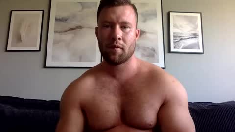 Snapshot of swekingxx chatting on October 2, 11:39 am swekingxx online show from October 2, 11:39 am