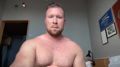Snapshot of swekingxx chatting on May 17, 1:18 pm swekingxx online show from May 17, 1:18 pm