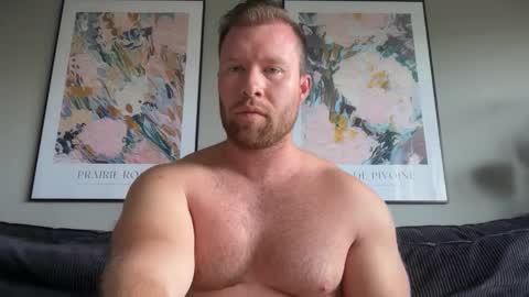 Snapshot of swekingxx chatting on June 4, 9:15 am swekingxx online show from June 4, 9:15 am