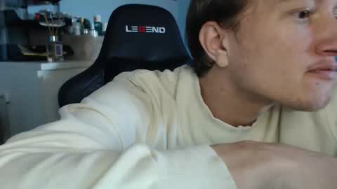 Kat online show from March 3, 6:52 am