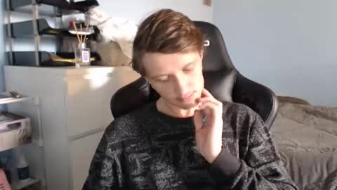 Kat online show from March 5, 6:31 am