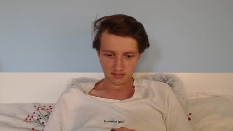 Kat online show from March 6, 7:27 am