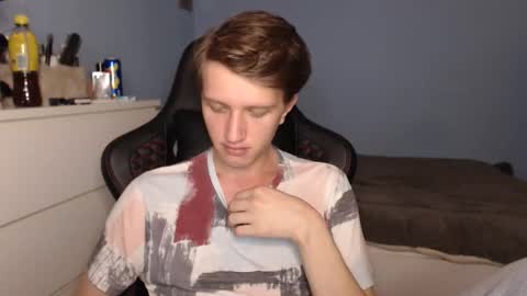 Snapshot of swetieecharmm chatting on February 21, 11:06 pm Cat online show from February 21, 11:06 pm