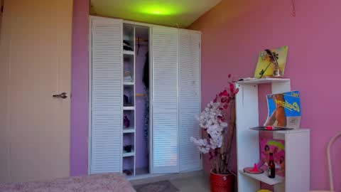 swettcabol online show from September 8, 8:41 pm