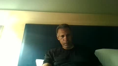 swimmerbod2495 online show from June 26, 5:56 am