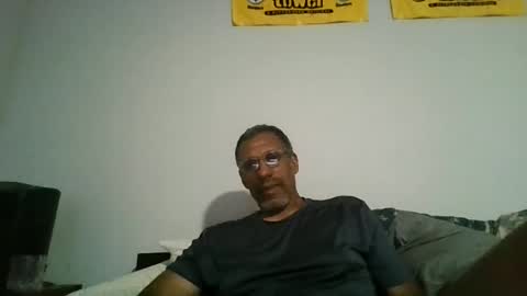swimmerbod2495 online show from July 8, 2:38 am