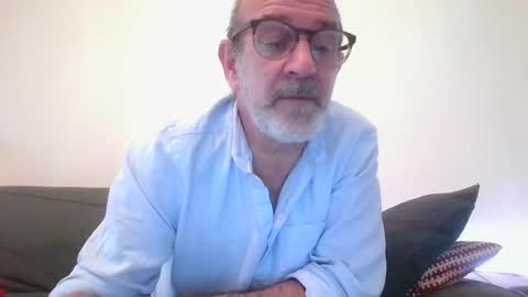 Snapshot of swimmi70 chatting on December 3, 12:59 pm swimmi70 online show from December 3, 12:59 pm