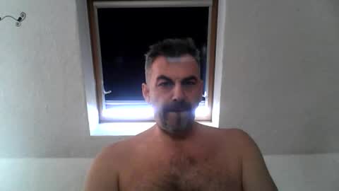 swinger_men_austria online show from April 23, 7:20 am