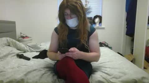 Kikswitch1977 online show from December 16, 2:33 pm