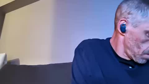 swontguy2025 online show from October 10, 5:39 am